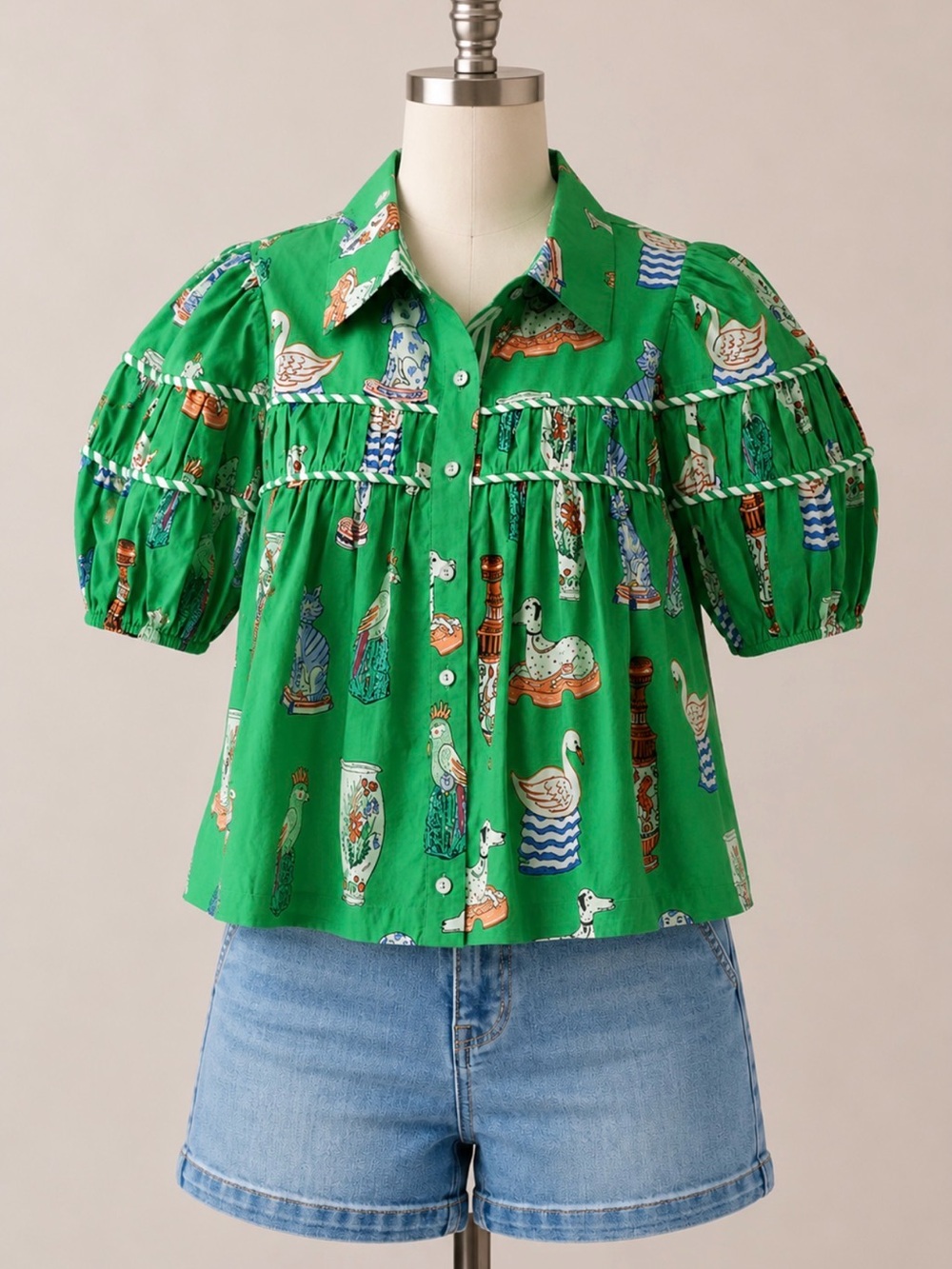 ENTRO Whimsy Green Printed Puff-Sleeve Button-Front Blouse